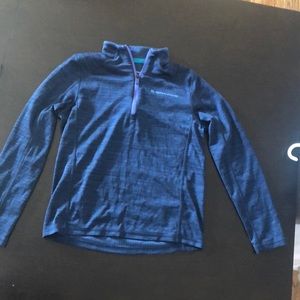 Youth medium vineyard vines blue 1/2 zip pullover.